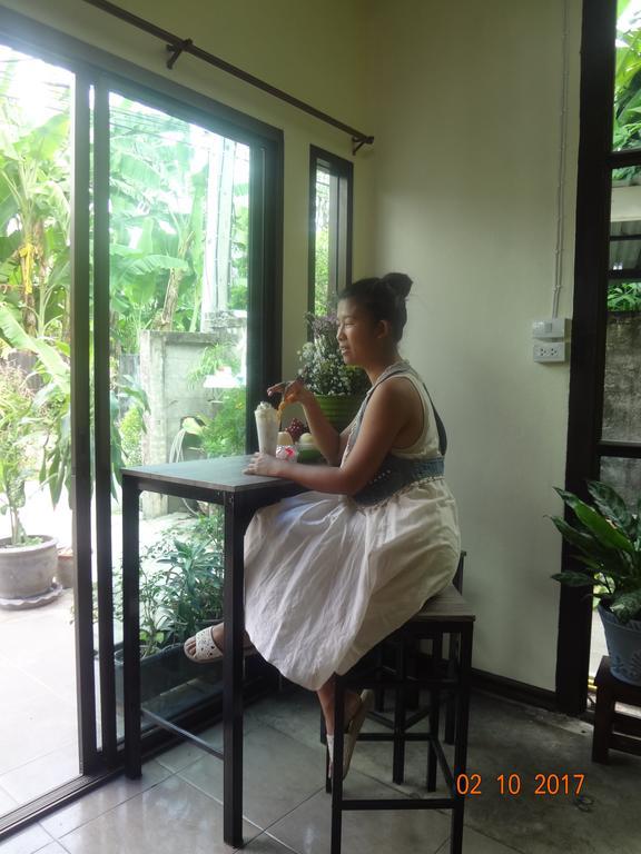 Sarabu Guest House Chiang Mai Bagian luar foto