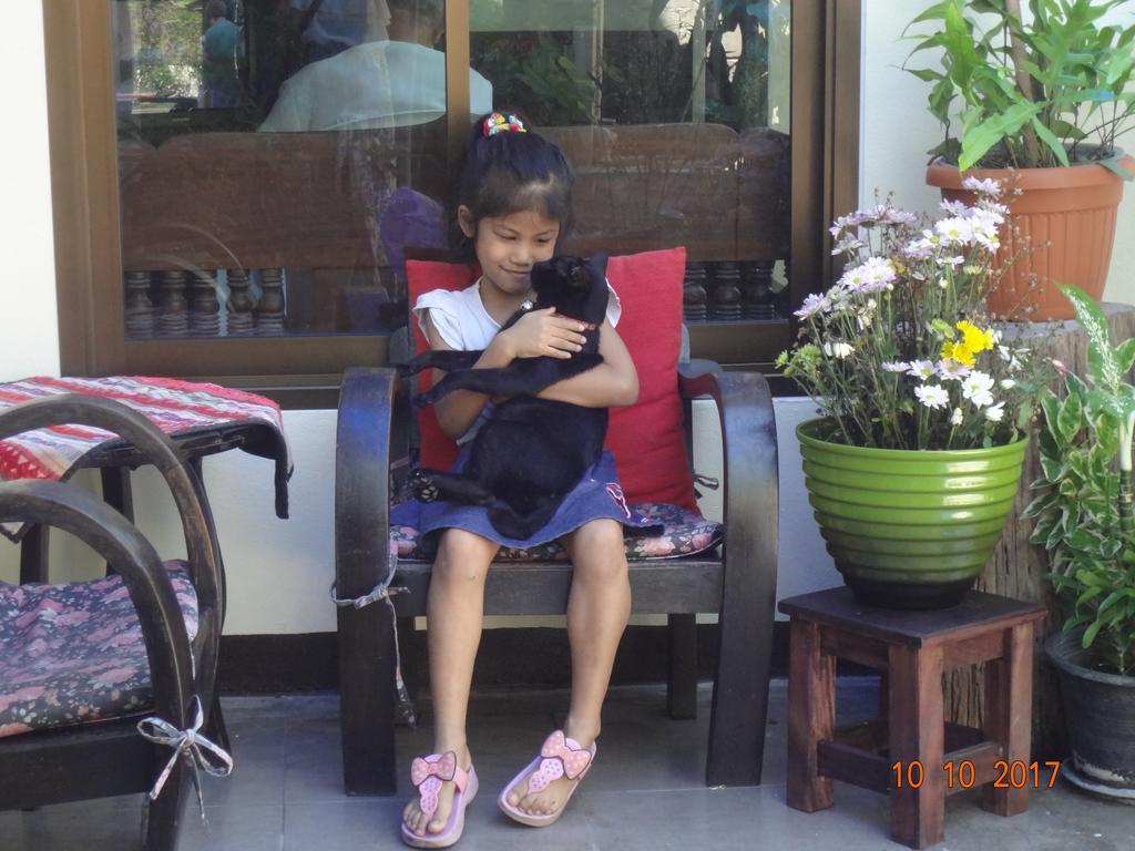 Sarabu Guest House Chiang Mai Bagian luar foto