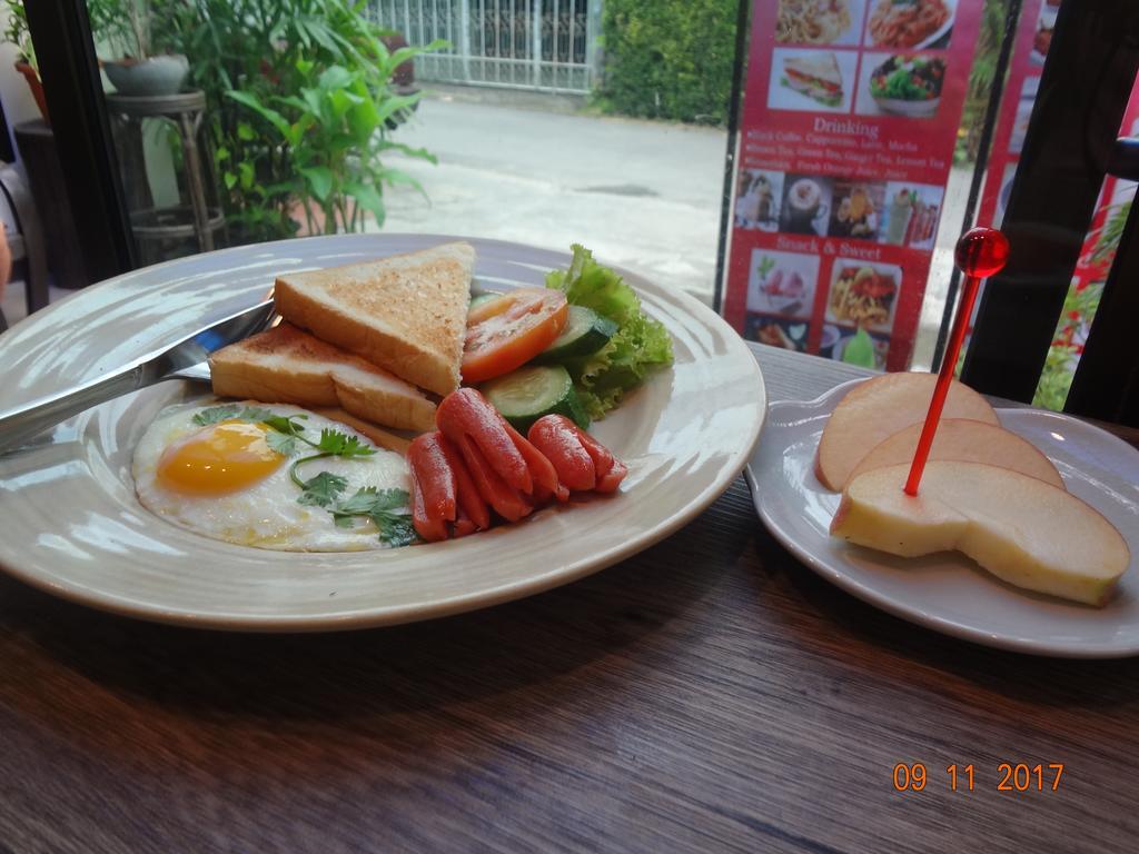 Sarabu Guest House Chiang Mai Bagian luar foto