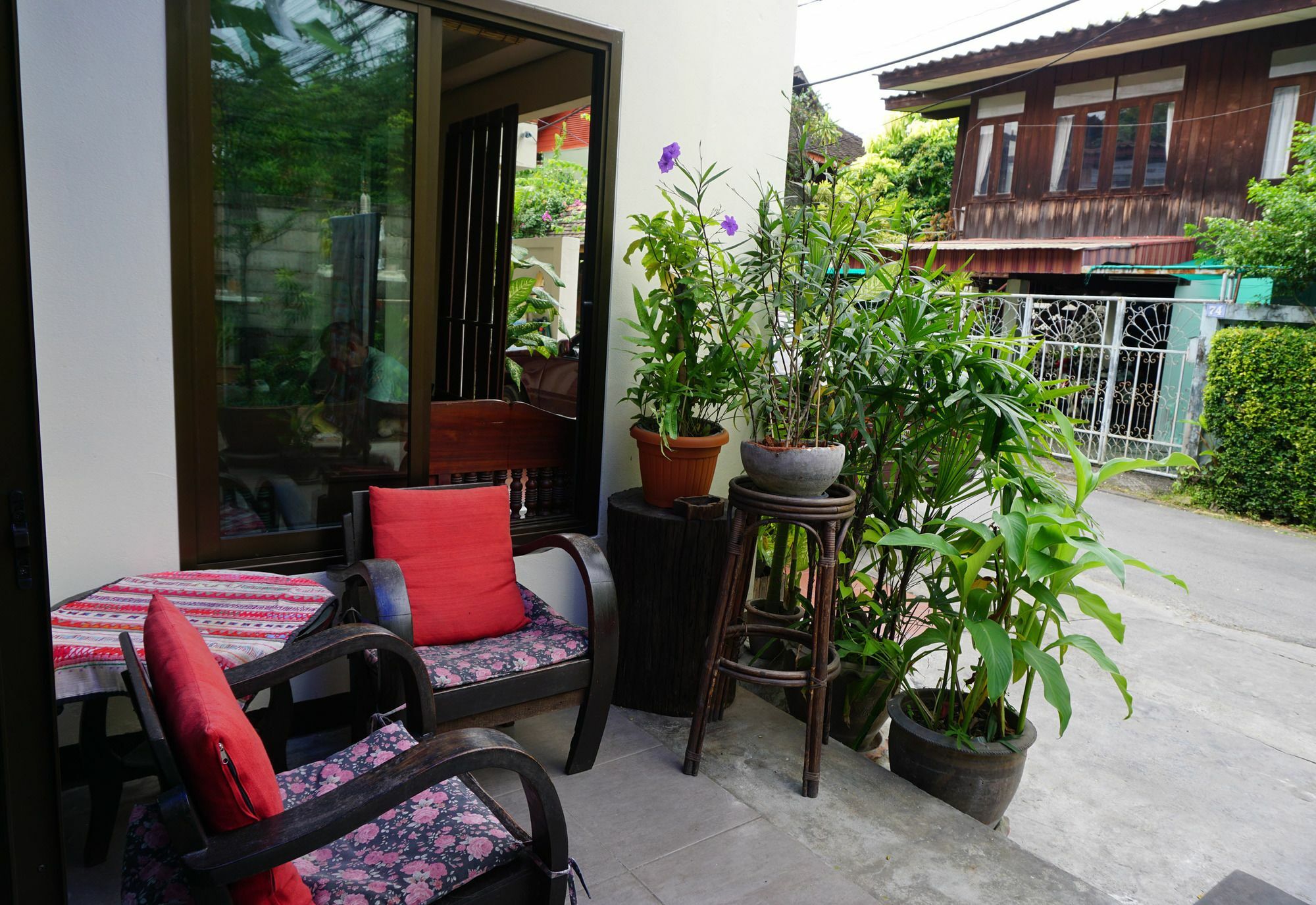 Sarabu Guest House Chiang Mai Bagian luar foto