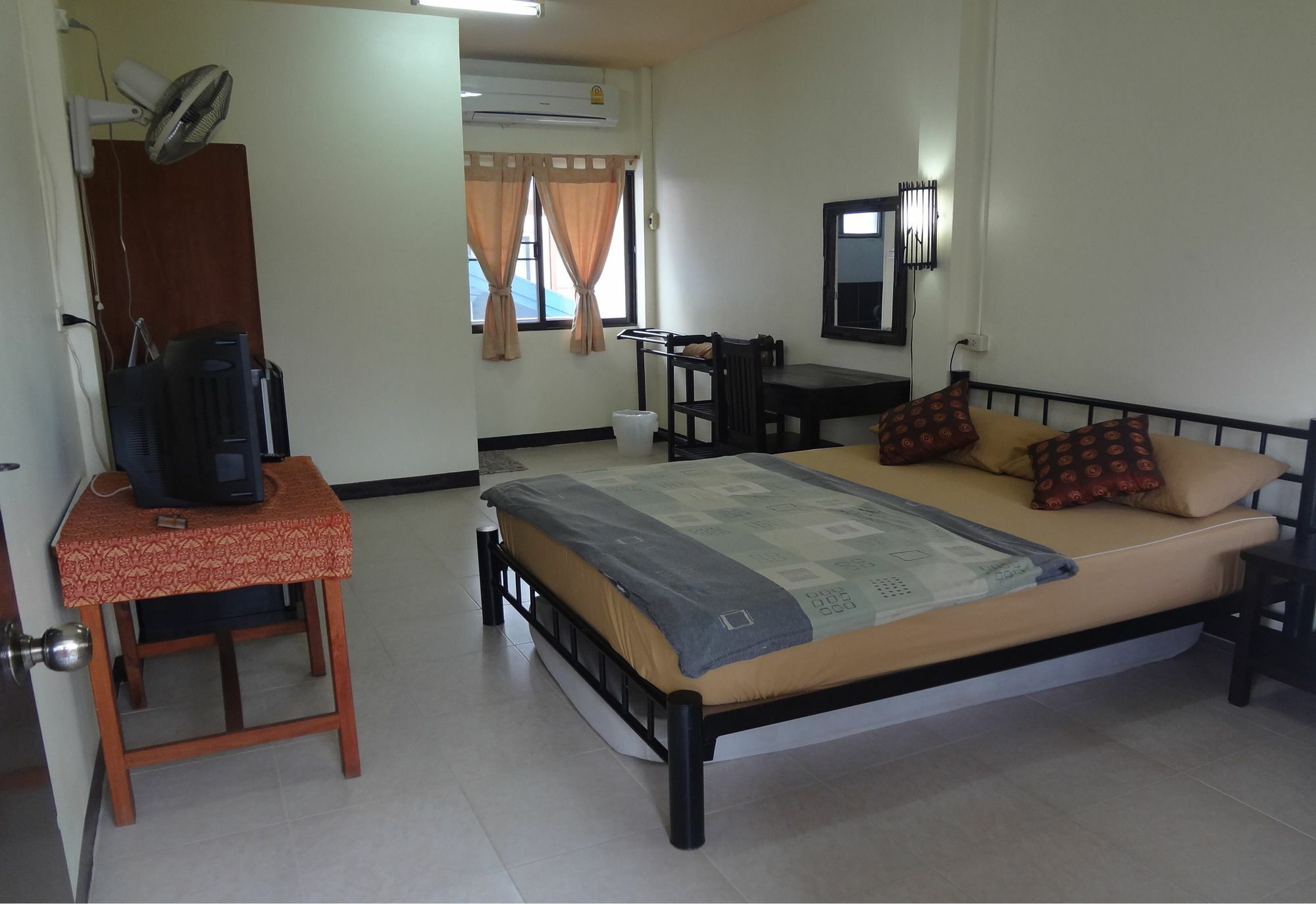Sarabu Guest House Chiang Mai Bagian luar foto
