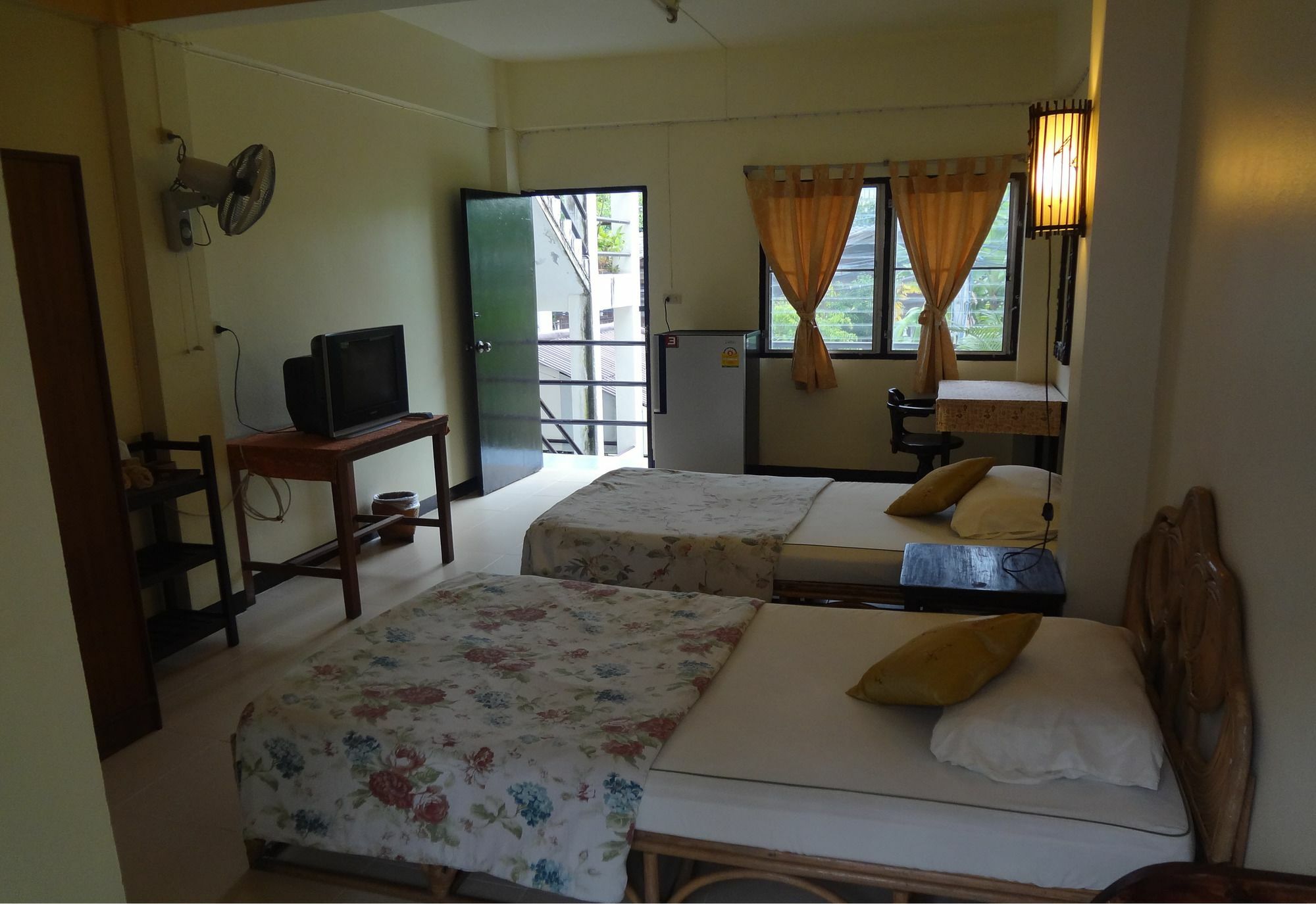 Sarabu Guest House Chiang Mai Bagian luar foto